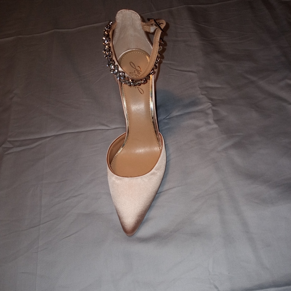 Badgley Mischka Womens evening pumps